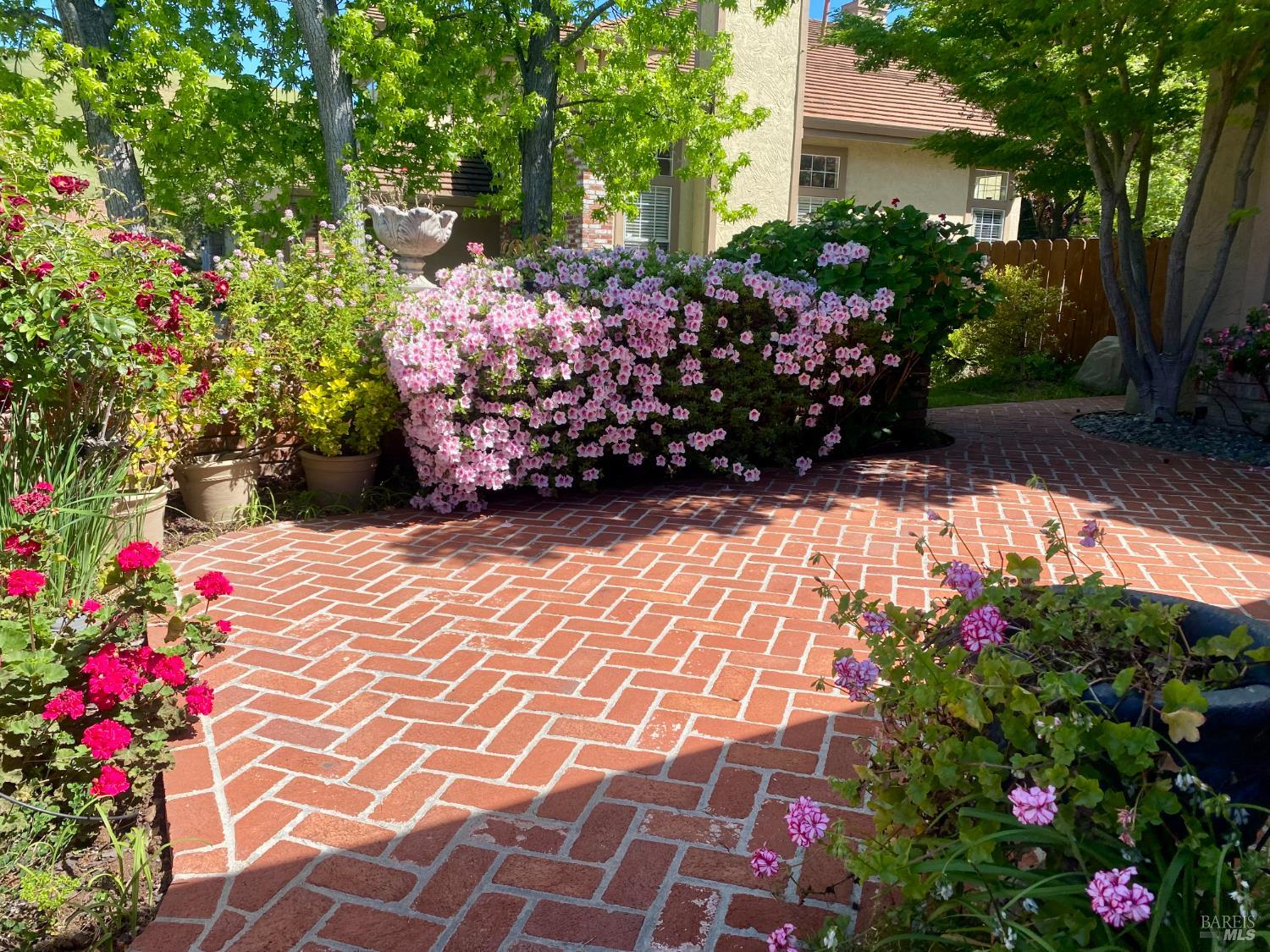 3229 Seminole Circle Fairfield, CA 94534 - Photo 4 of 73