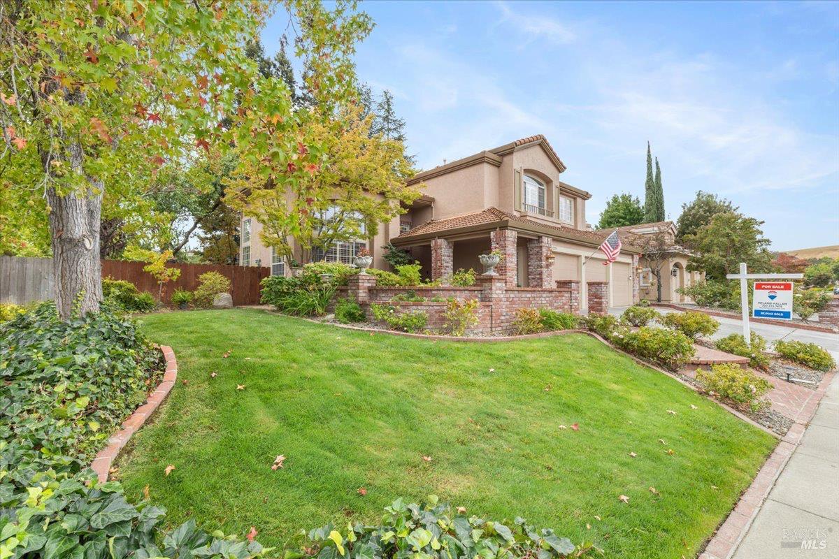 3229 Seminole Circle Fairfield, CA 94534 - Photo 59 of 73 a front view of a house with garden
