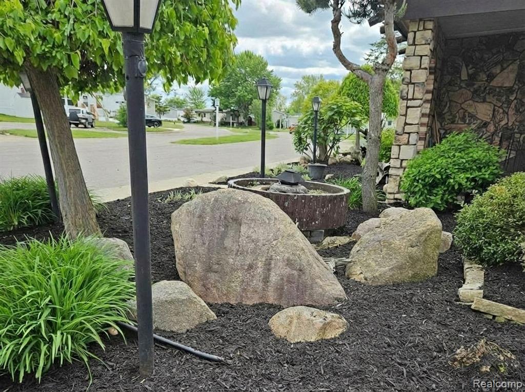 46000 Geddes Road Canton, MI 48188 - Photo 3 of 18