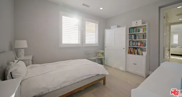 $14,000 | 20326 Liverpool Way, Porter Ranch, CA 91326