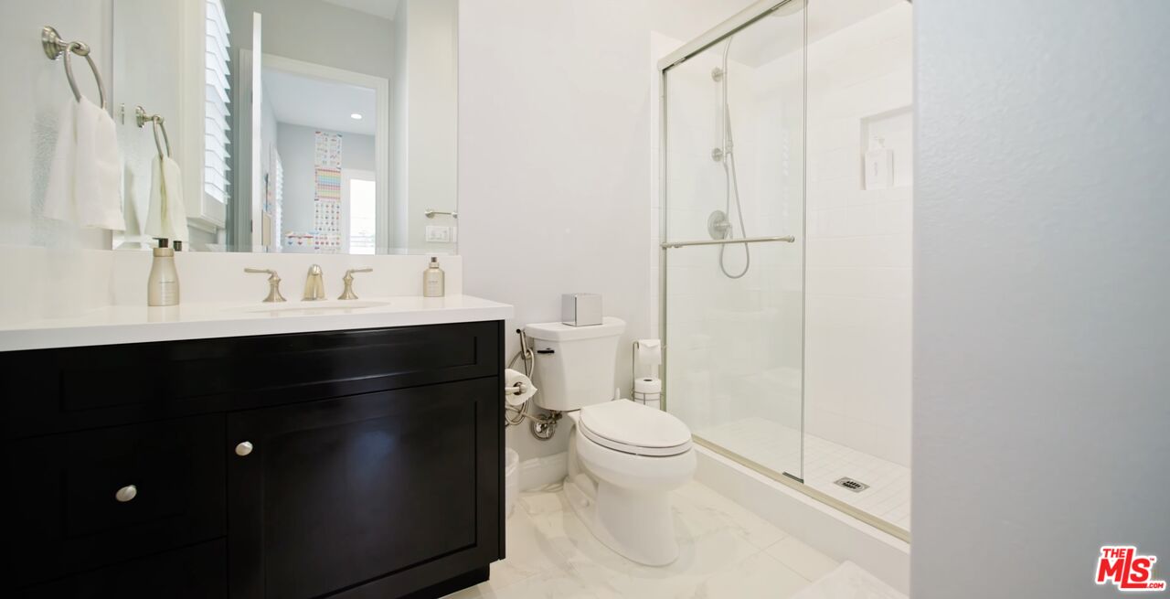 20326 Liverpool Way Porter Ranch, CA 91326 - Photo 41 of 56
