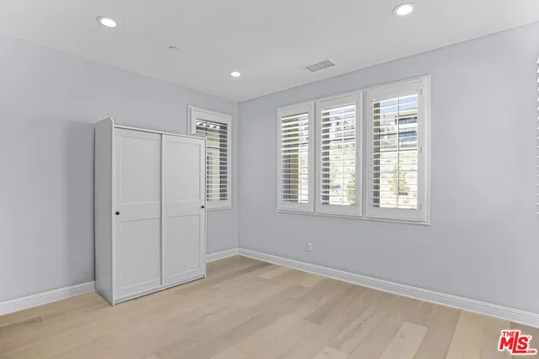 $14,000 | 20326 Liverpool Way, Porter Ranch, CA 91326
