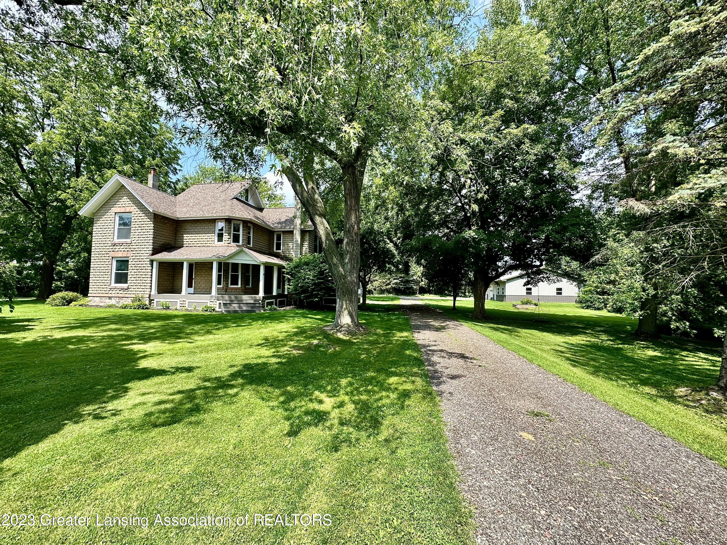 7700 Clark Road Grand Ledge, MI 48837 - Photo 4 of 68 IMG_3222