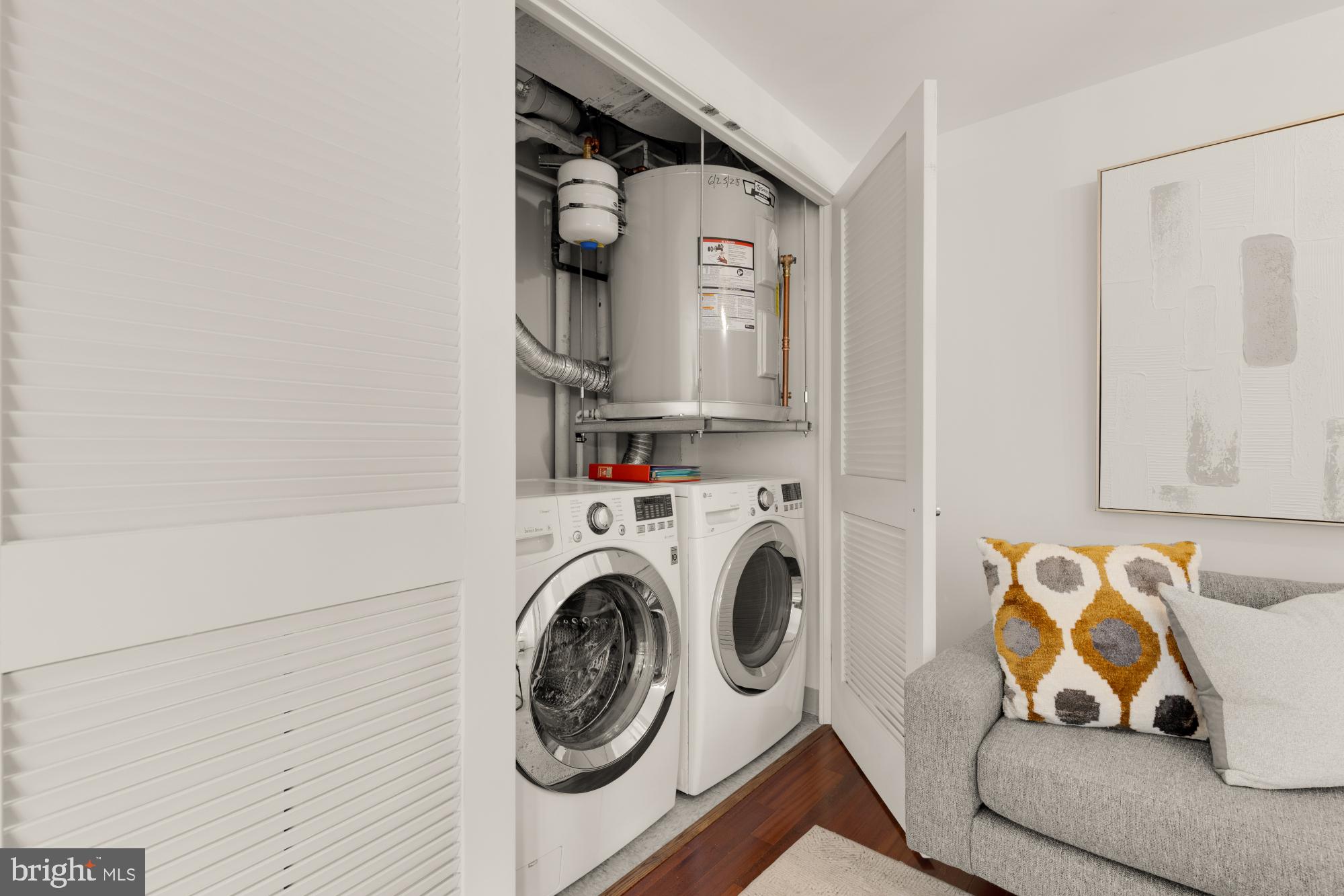 1150 K Street Northwest, Unit 1211 Washington, DC 20005 - Photo 13 of 29 a utility room with dryer and washer
