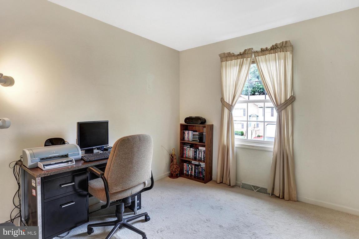 325 Partridge Drive Lititz, PA 17543 - Photo 16 of 25 Gallery Image 16