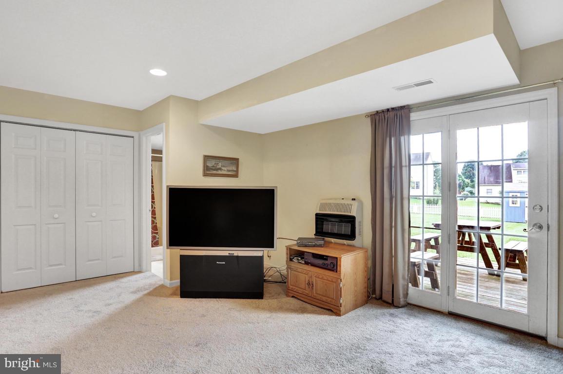 325 Partridge Drive Lititz, PA 17543 - Photo 20 of 25 Gallery Image 20
