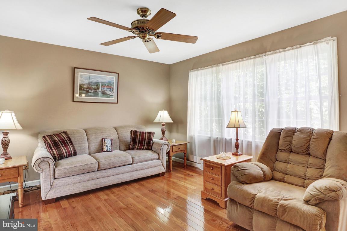 325 Partridge Drive Lititz, PA 17543 - Photo 3 of 25 Gallery Image 3