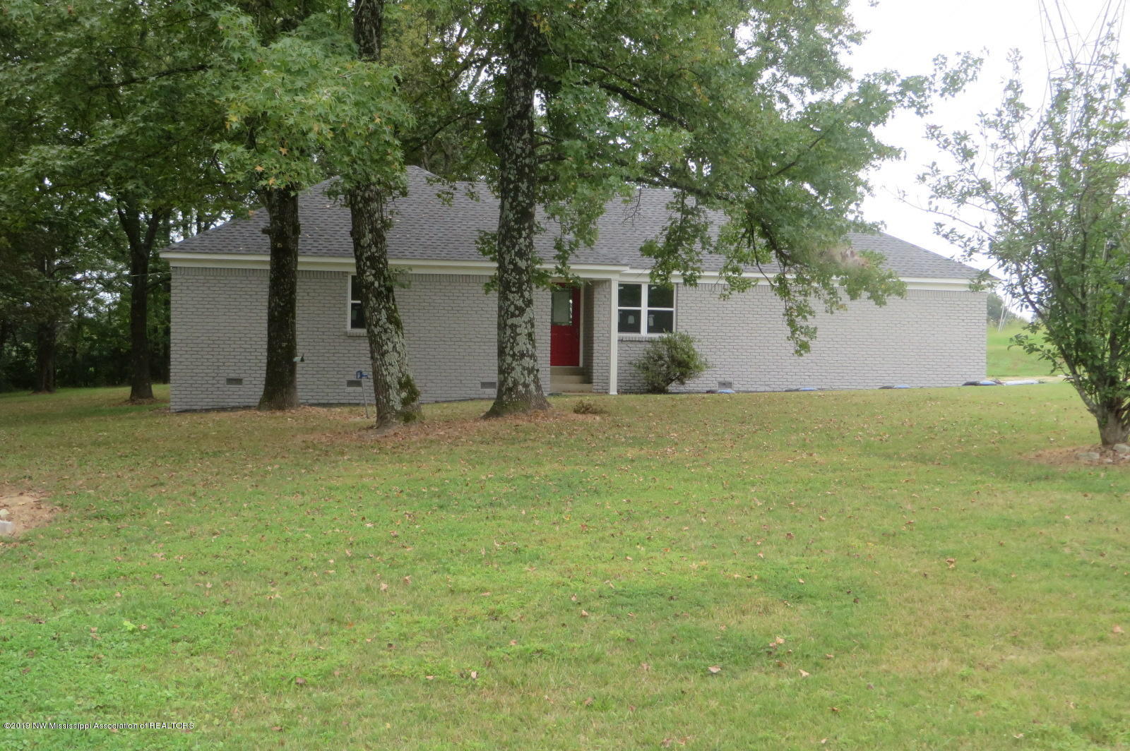 186 Forest Hill Road Byhalia, MS 38611 - Photo 1 of 26 186 Forest Hill