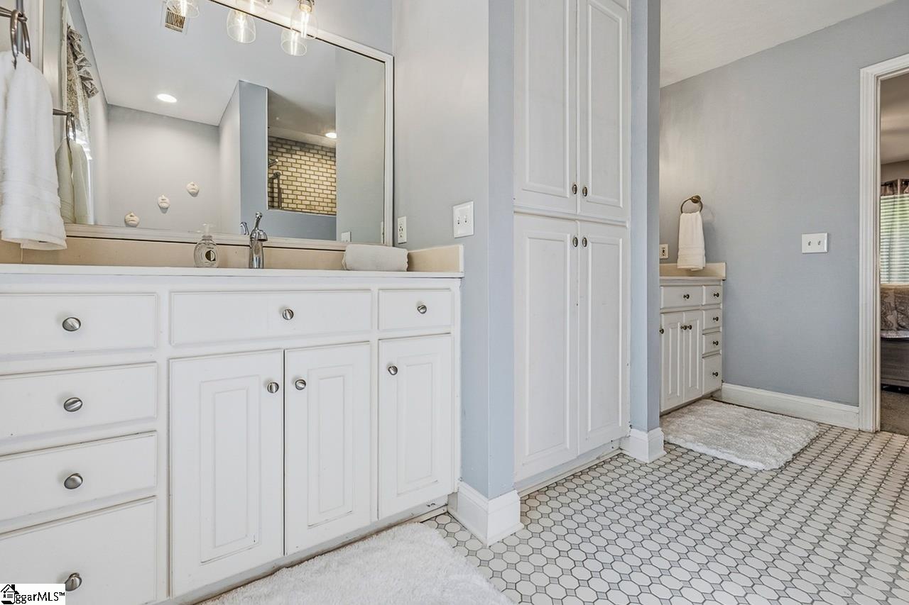 222 Squires Creek Road Simpsonville, SC 29681 - Photo 19 of 50