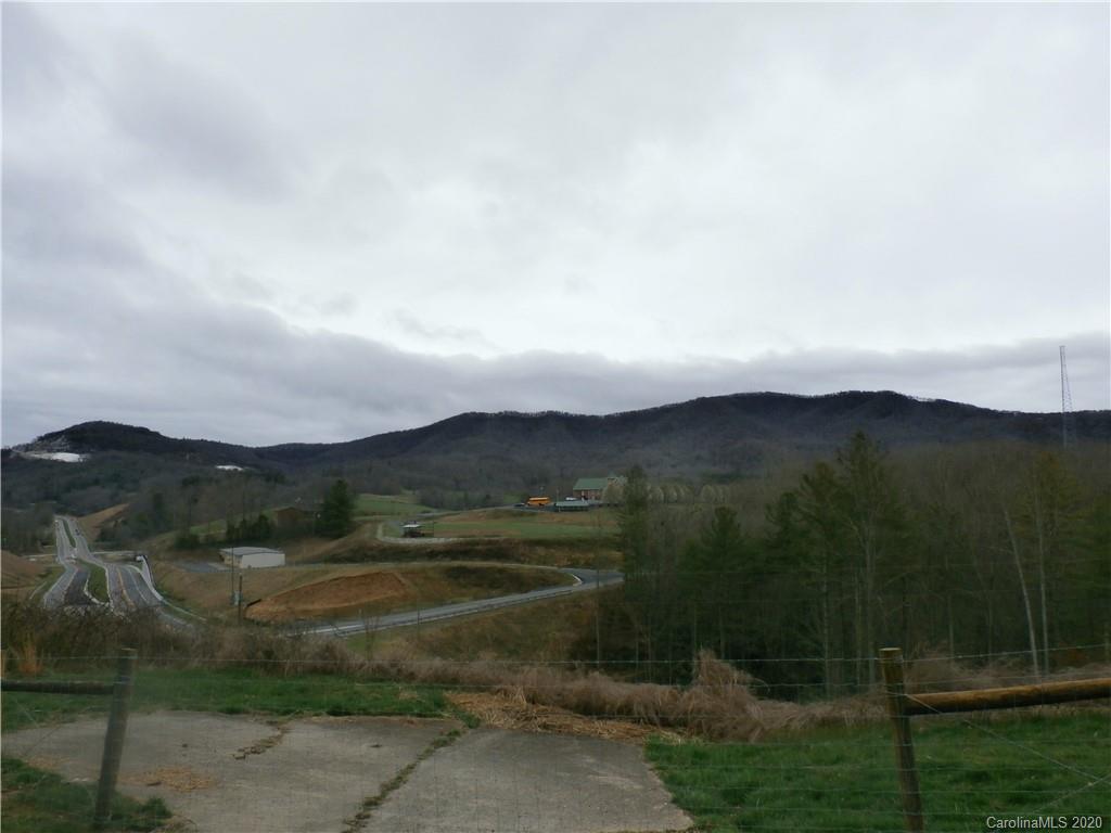 104 Red Bird Road Spruce Pine, NC 28777 - Photo 11 of 14 Gallery Image 11