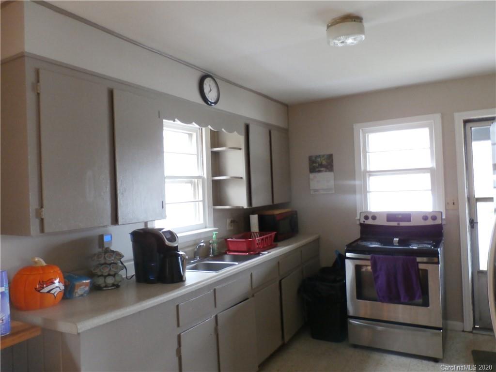104 Red Bird Road Spruce Pine, NC 28777 - Photo 3 of 14 Gallery Image 3