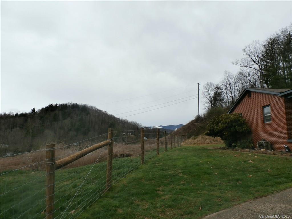 104 Red Bird Road Spruce Pine, NC 28777 - Photo 9 of 14 Gallery Image 9