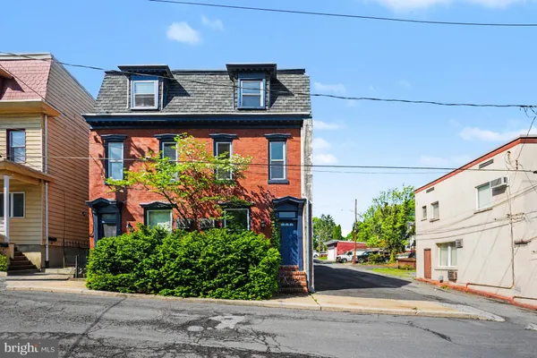 $229,900 | 9 North 6th Street, Pottsville, PA 17901