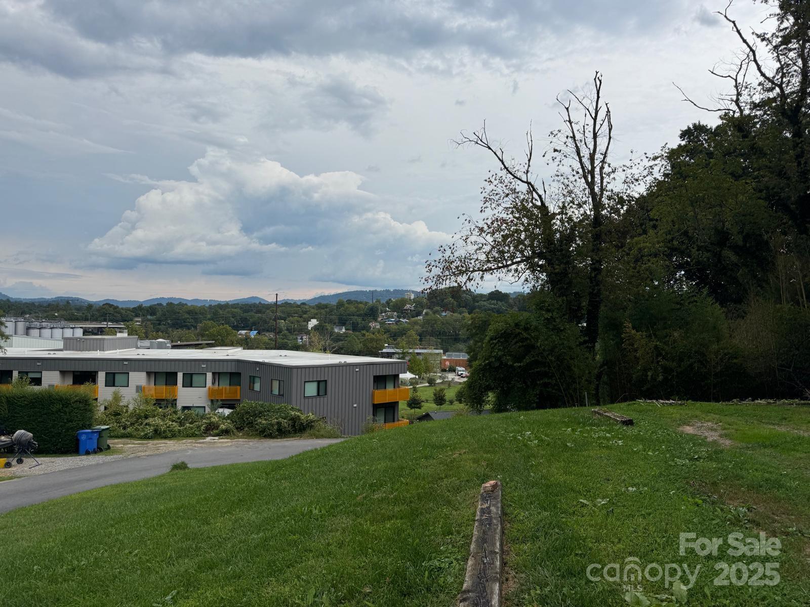 99999 Reynolds Road Asheville, NC 28806 - Photo 4 of 4