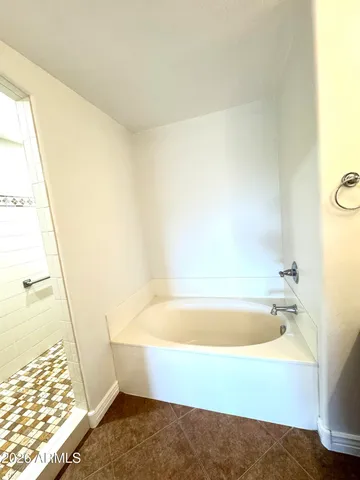 $2,695 | 5450 East Deer Valley Drive, Unit 3023, Phoenix, AZ 85054