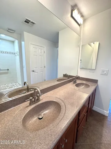$2,695 | 5450 East Deer Valley Drive, Unit 3023, Phoenix, AZ 85054