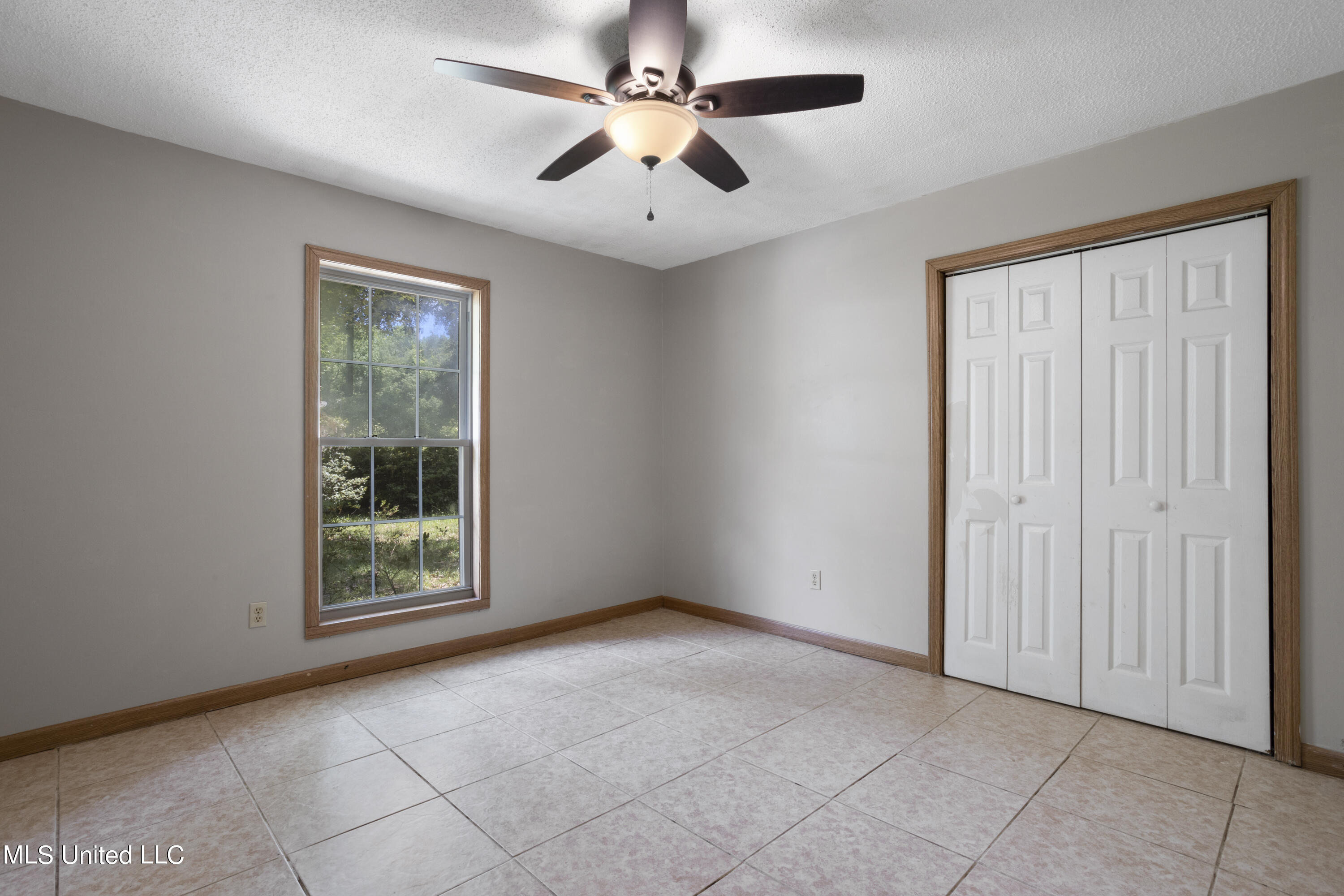 1700 Ladnier Road Gautier, MS 39553 - Photo 27 of 41 027