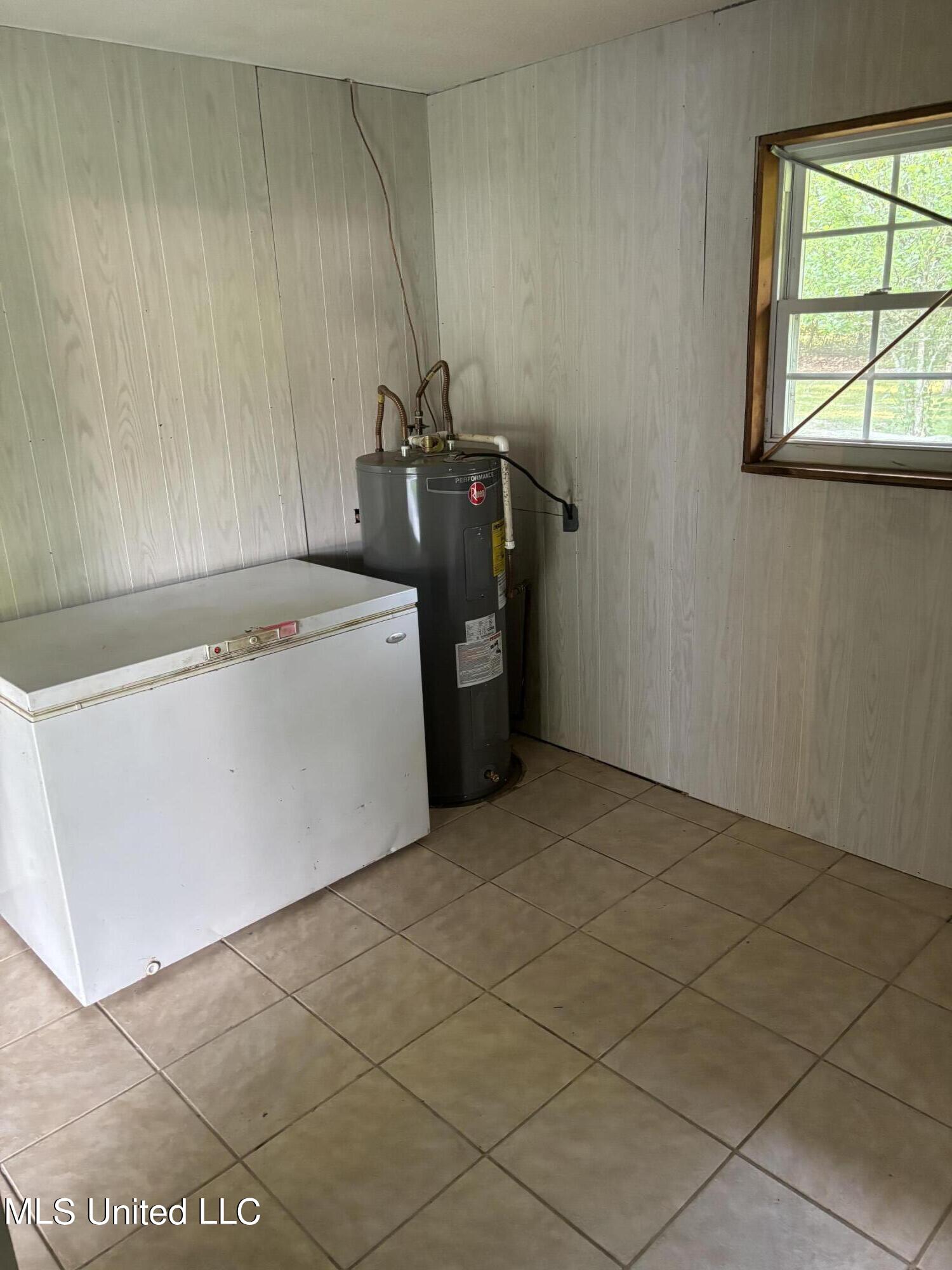 1700 Ladnier Road Gautier, MS 39553 - Photo 40 of 41 IMG_0390