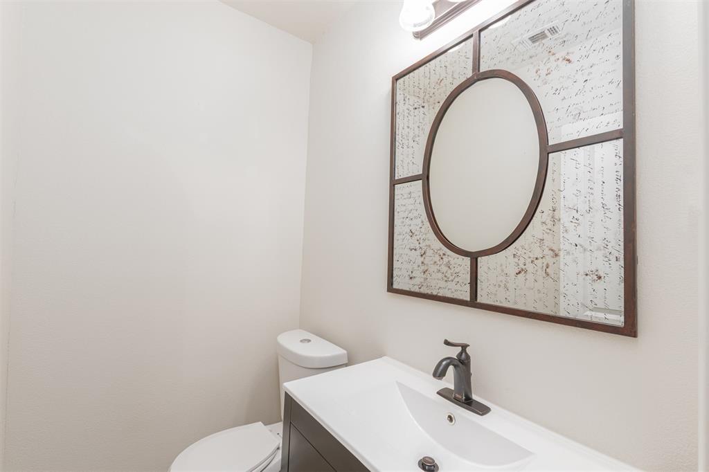 819 Beech Street Bonham, TX 75418 - Photo 23 of 35 Half Bath