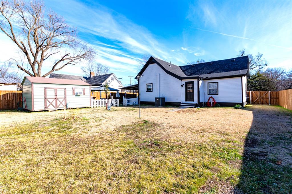 819 Beech Street Bonham, TX 75418 - Photo 27 of 35