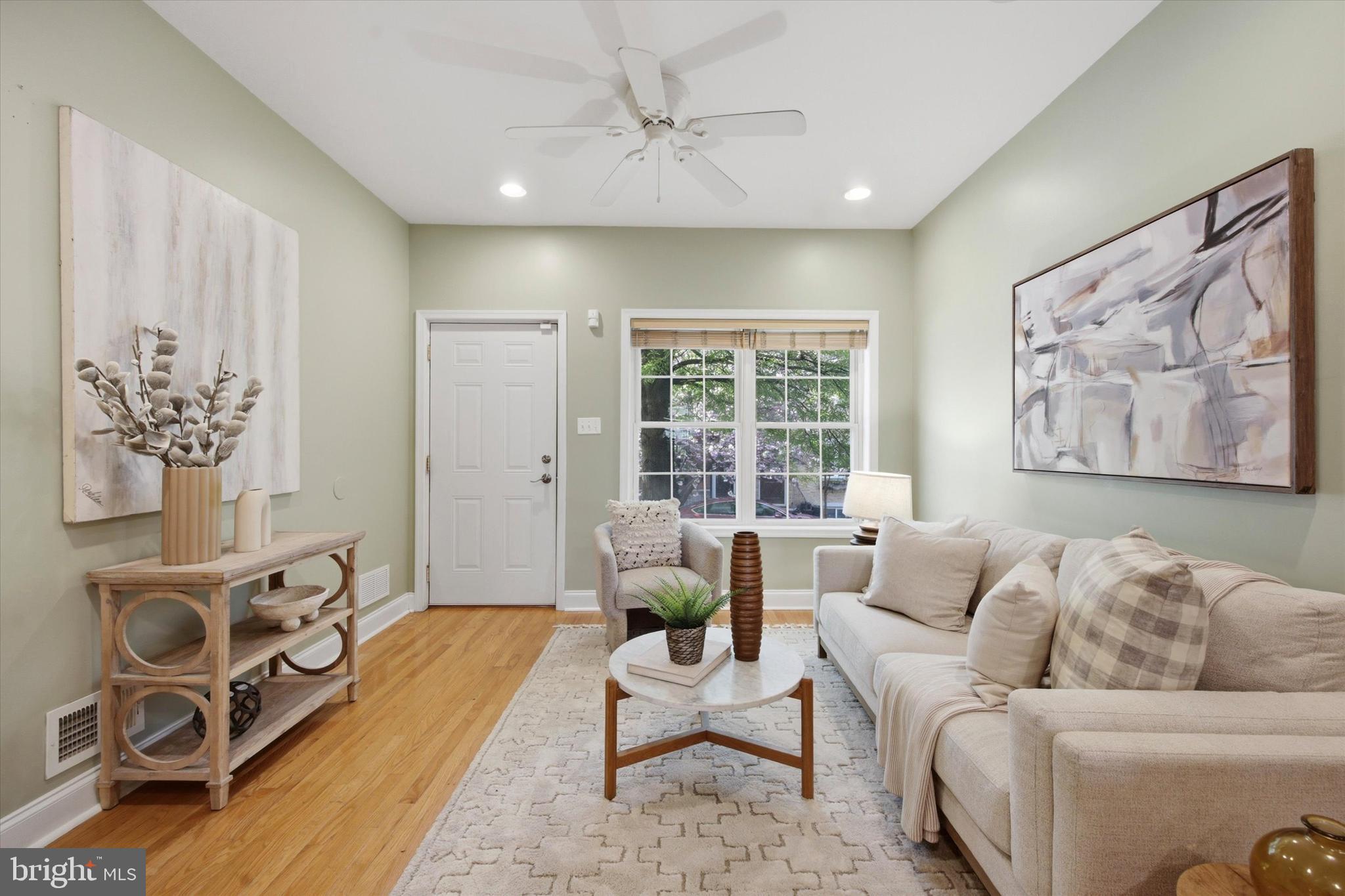 2405 Catharine Street Philadelphia, PA 19146 - Photo 4 of 49 Gallery Image 4