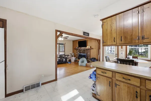$325,900 | 31 Family Lane, Westfield, MA 01085