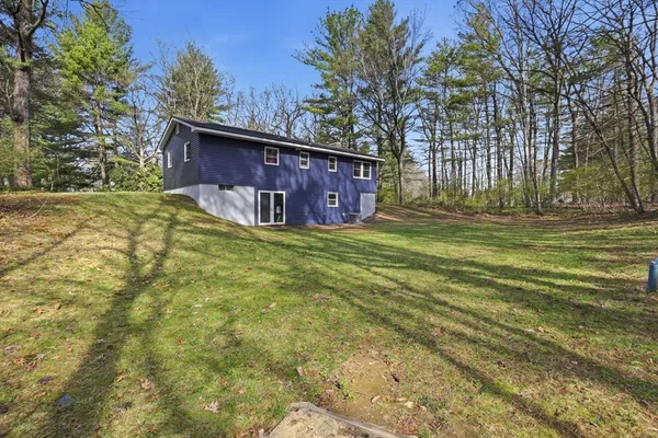 $325,900 | 31 Family Lane, Westfield, MA 01085