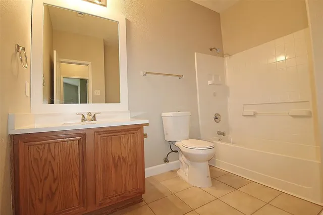 $1,795 | 10453 Evening View Drive, Fort Worth, TX 76131