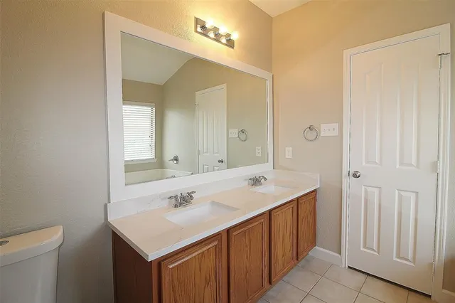 $1,795 | 10453 Evening View Drive, Fort Worth, TX 76131