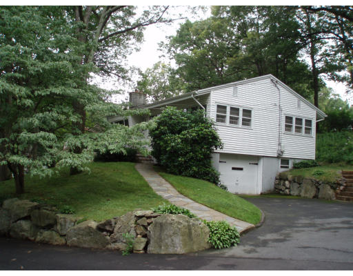123 Intervale Road Dedham, MA 02026 - Photo 4 of 13 Gallery Image 4