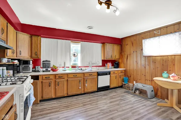 $168,000 | 303 Warren Street, Williamsport, IN 47993