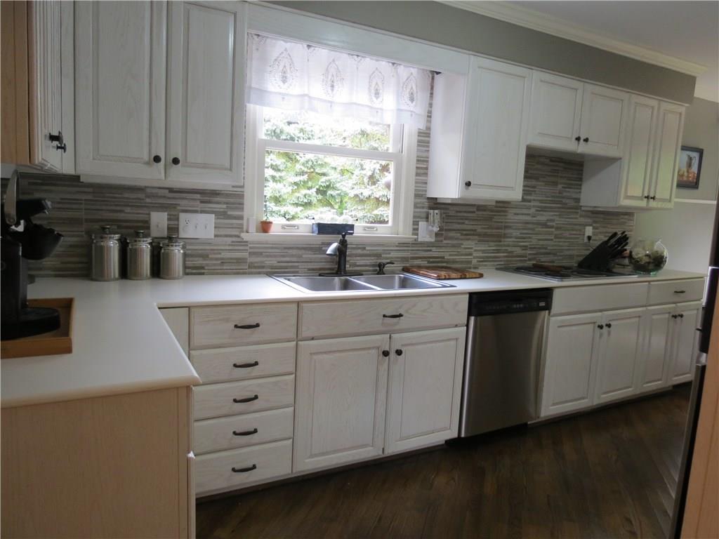 236 Sweet Gum Road Pittsburgh, PA 15238 - Photo 6 of 25 Plenty of counter space and storage space.
