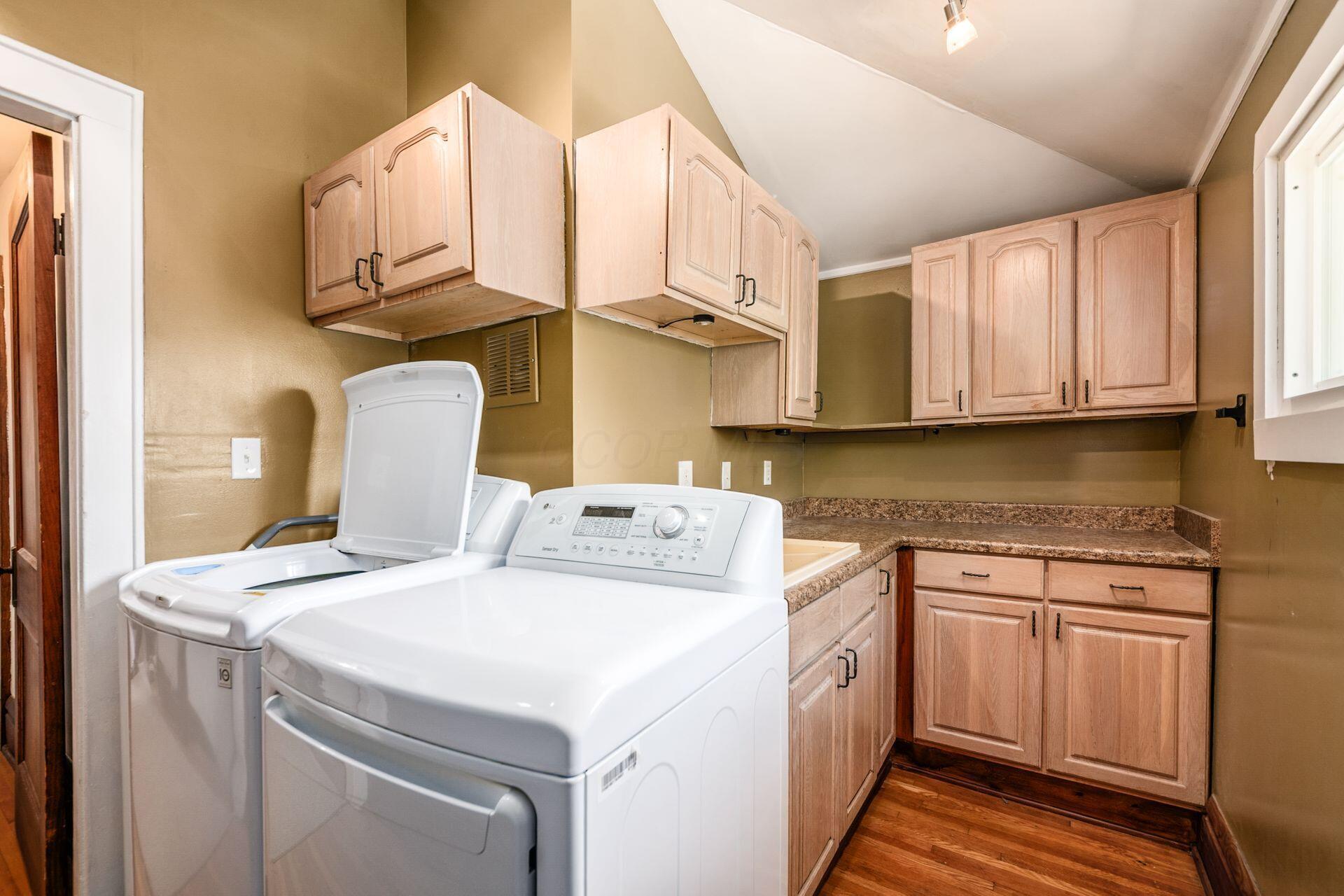 154 East Kelso Road Columbus, OH 43202 - Photo 20 of 44 020_a6c675e7_L 154 E Kelso072