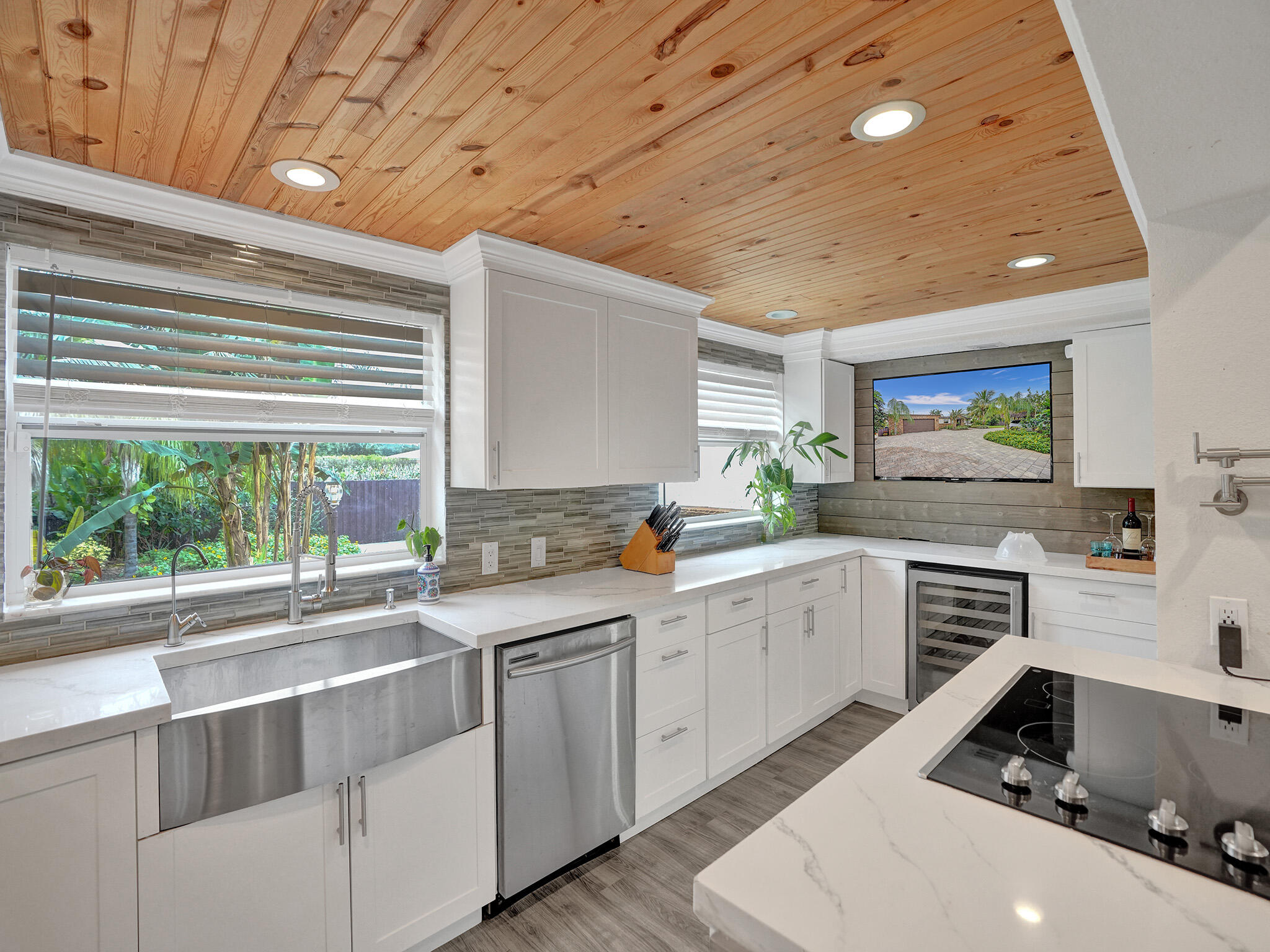 500 Northwest 7th Street Boca Raton, FL 33432 - Photo 19 of 101 DSC09104