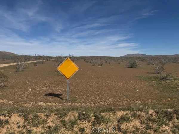 $195,000 | 20713 Fairfield Avenue, Apple Valley, CA 92307