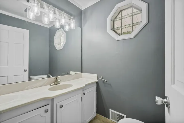 $2,900 | 300 Murray Hill Road, Vestal, NY 13850