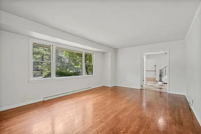 $2,900 | 300 Murray Hill Road, Vestal, NY 13850