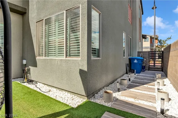 $2,500 | 3193 Centano Street, Henderson, NV 89044