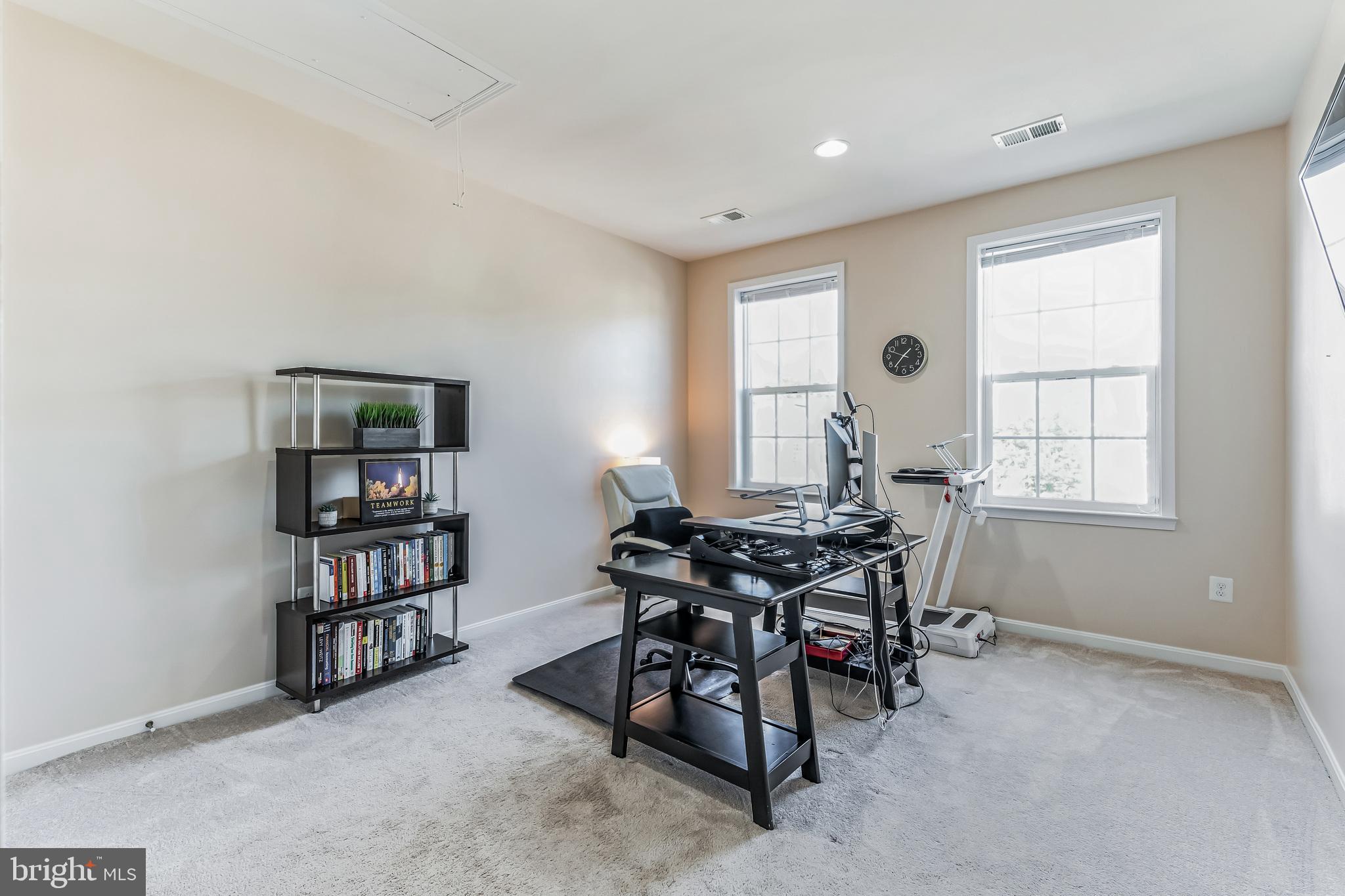 11538 Neon Road Fort Washington, MD 20744 - Photo 33 of 50 a view of a livingroom with furniture and window
