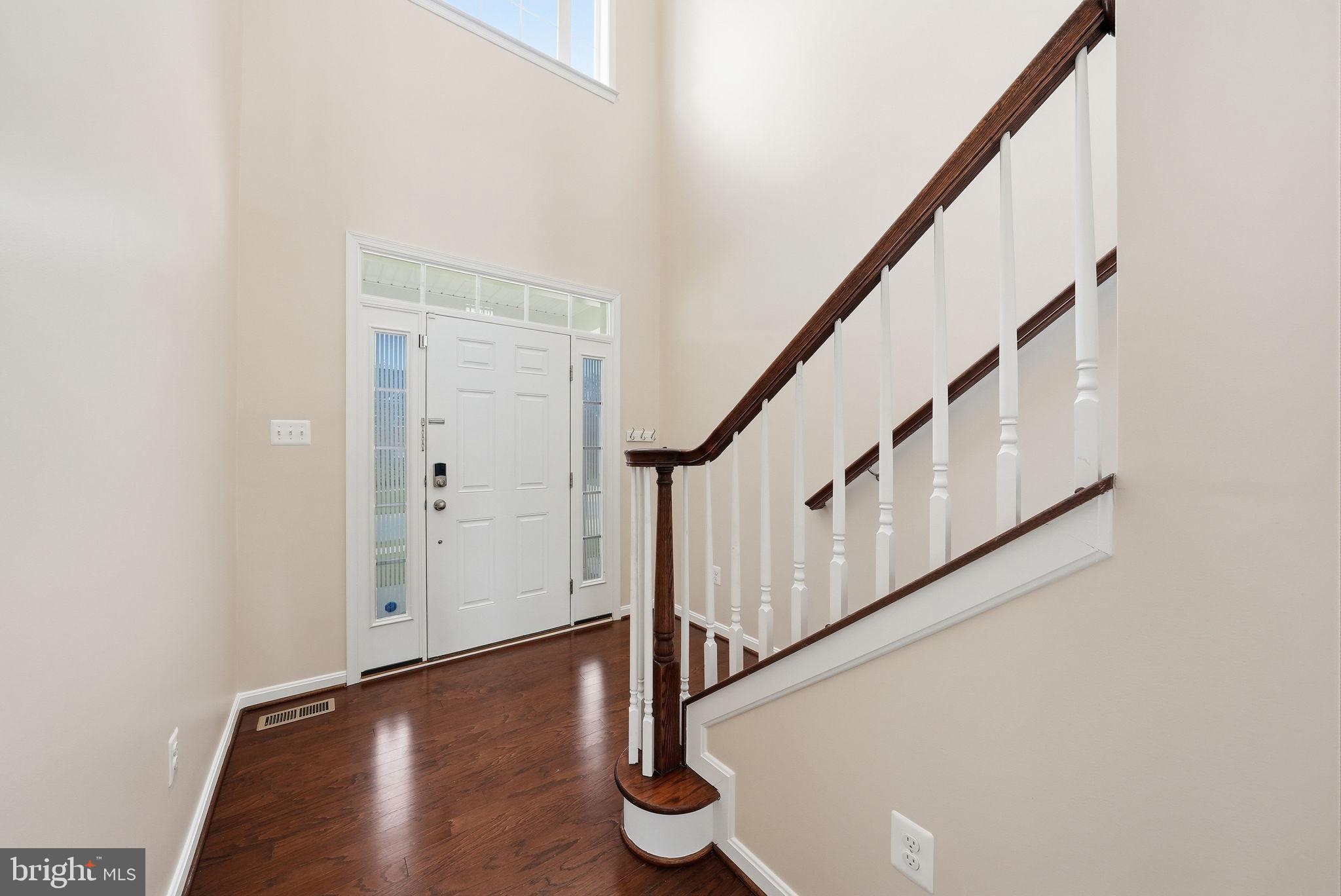 11538 Neon Road Fort Washington, MD 20744 - Photo 4 of 58 a view of entryway with wooden floor