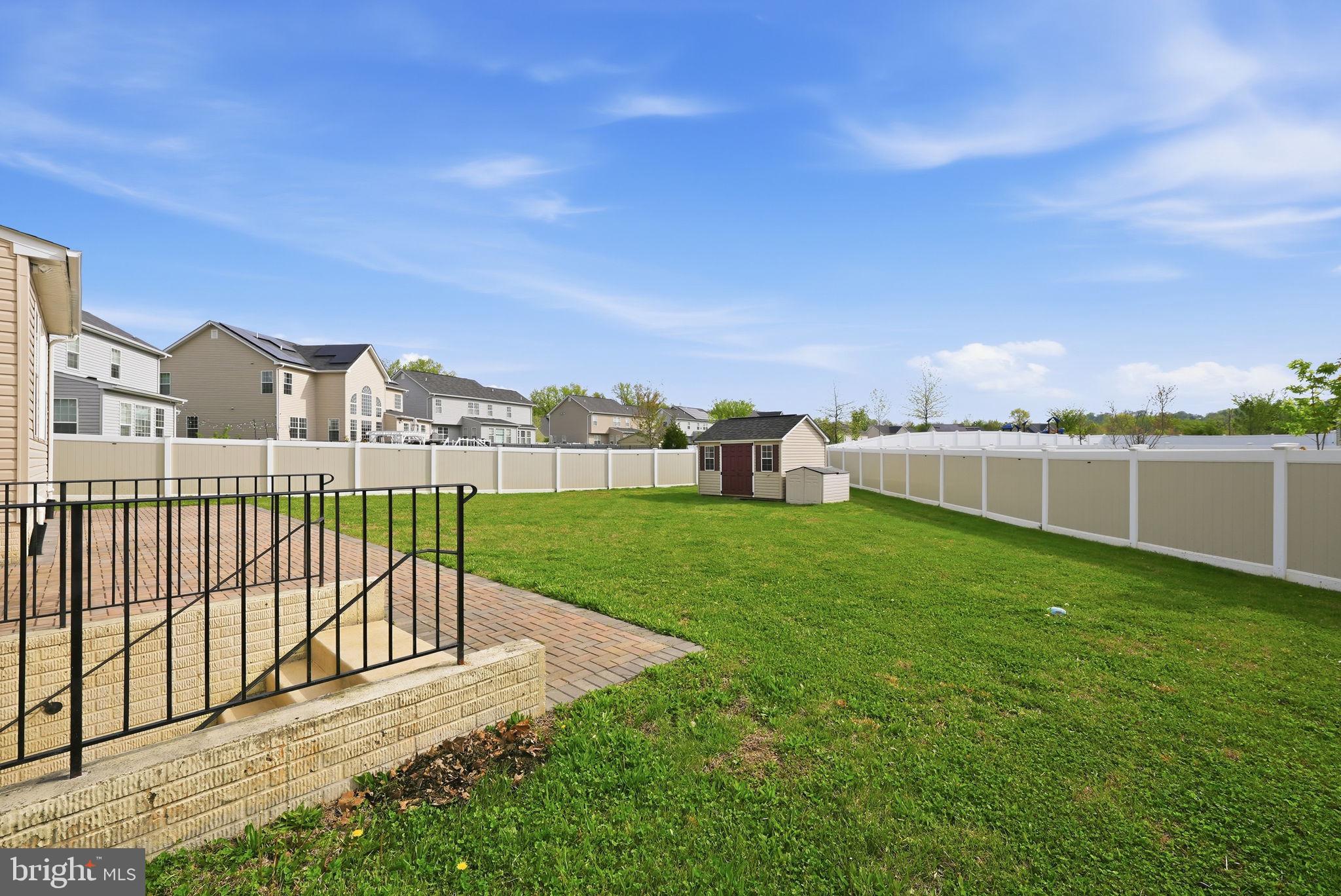 11538 Neon Road Fort Washington, MD 20744 - Photo 55 of 58 a view of a terrace with a garden