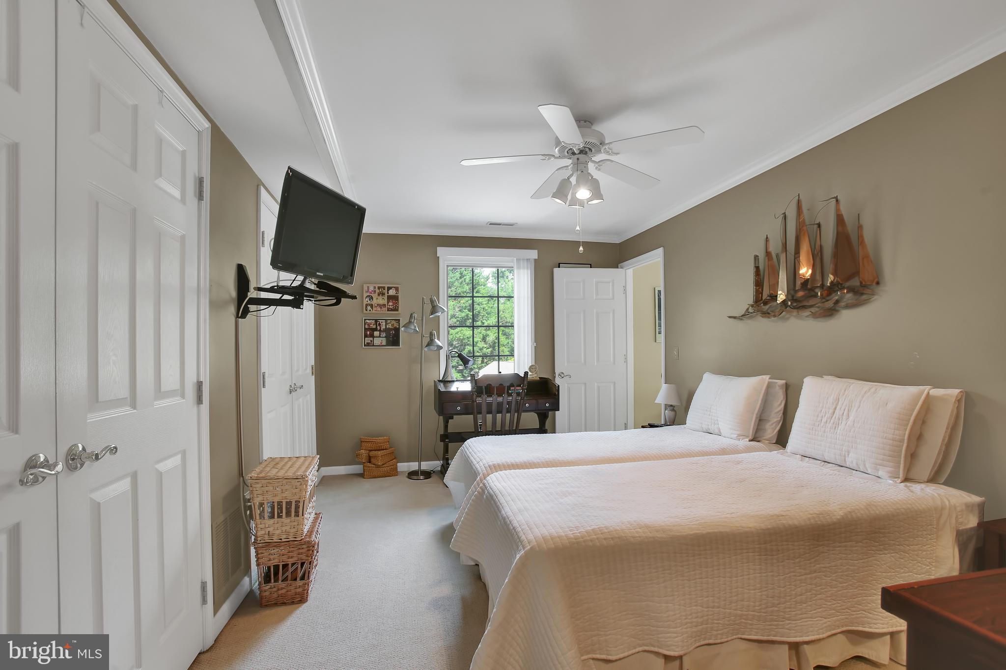 602 Amoss Road Severna Park, MD 21146 - Photo 24 of 50 Second bedroom on upper level