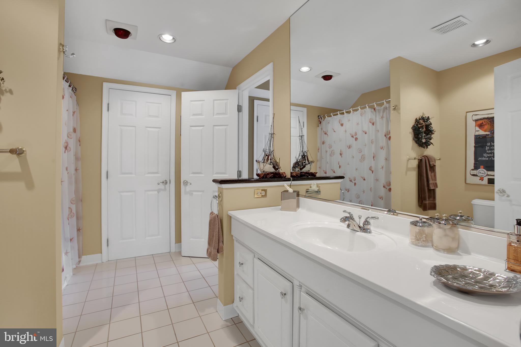 602 Amoss Road Severna Park, MD 21146 - Photo 27 of 50 Full bathroom on upper level