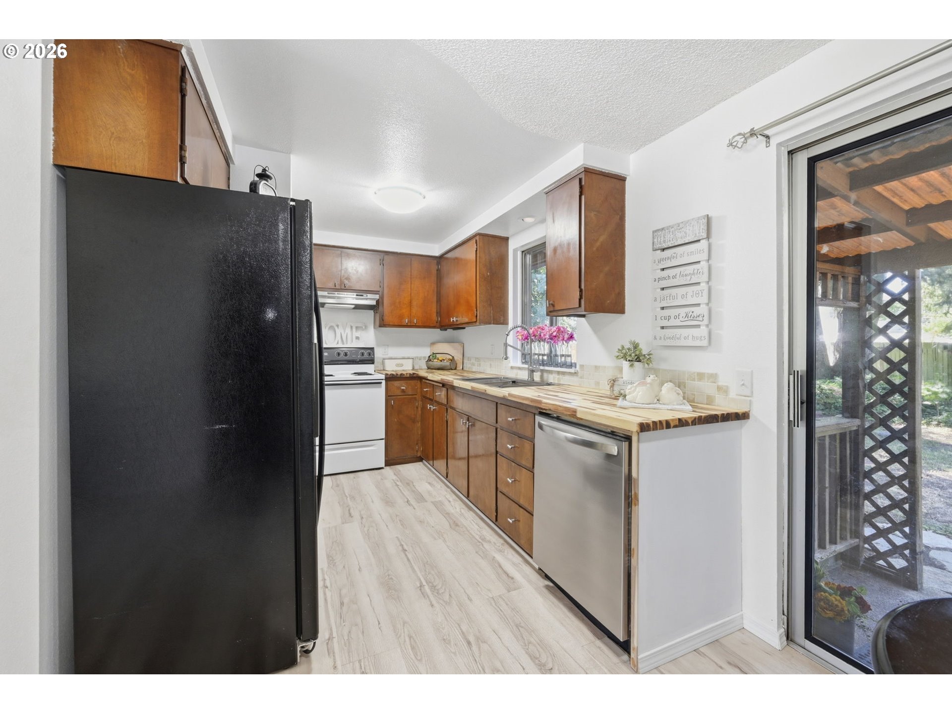 2250 West Irwin Way Eugene, OR 97402 - Photo 13 of 48