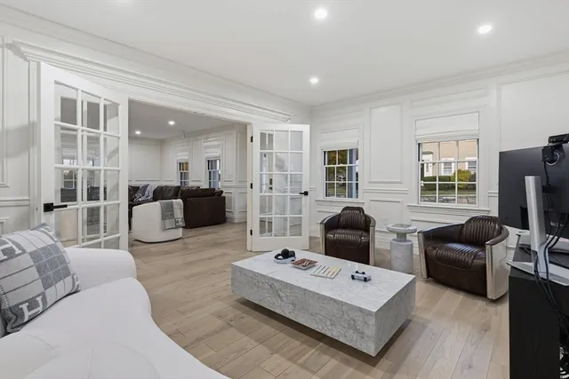 $10,000 | 959 Chestnut Street, Newton, MA 02464