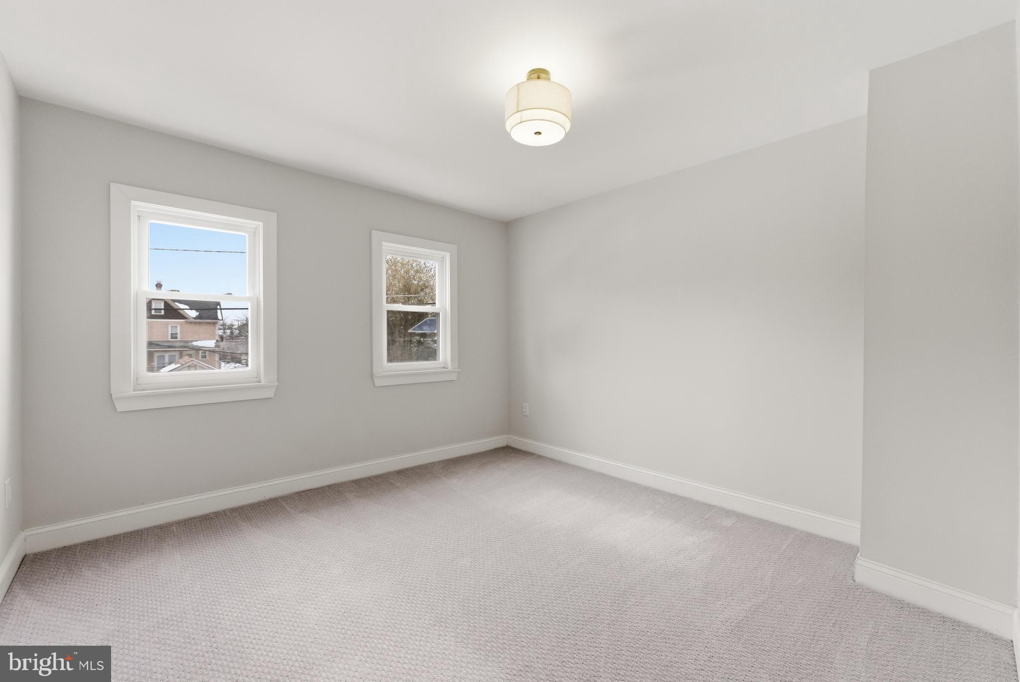 923 Ridgeway Street Gloucester City, NJ 08030 - Photo 11 of 18