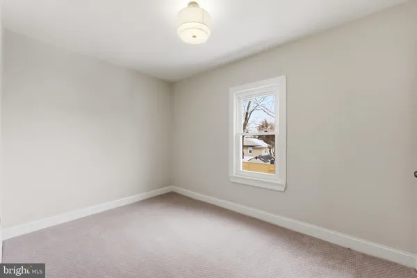 $2,000 | 923 Ridgeway Street, Gloucester City, NJ 08030