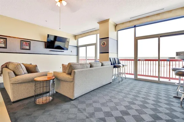 $323,000 | 3575 Lone Star Circle, Unit 517, Fort Worth, TX 76177