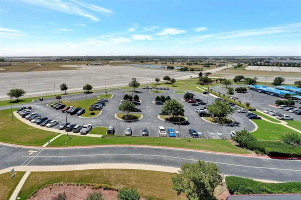 $323,000 | 3575 Lone Star Circle, Unit 517, Fort Worth, TX 76177