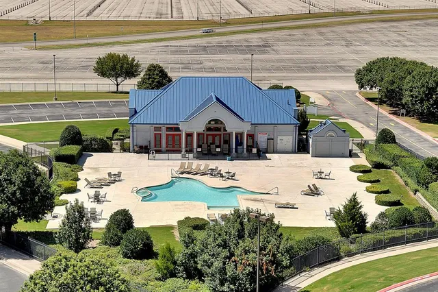 $323,000 | 3575 Lone Star Circle, Unit 517, Fort Worth, TX 76177